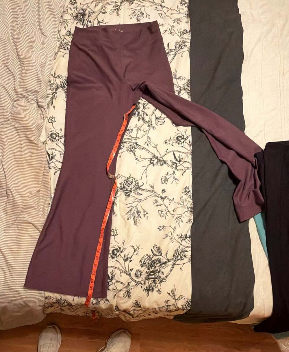 Old Navy Active Powersoft Extra High-Rise Flare Pants Size L Purple